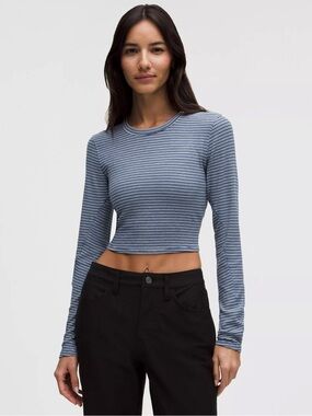 LULULEMON [$68] Hold Tight Straight-Hem Cropped Long-Sleeve Shirt